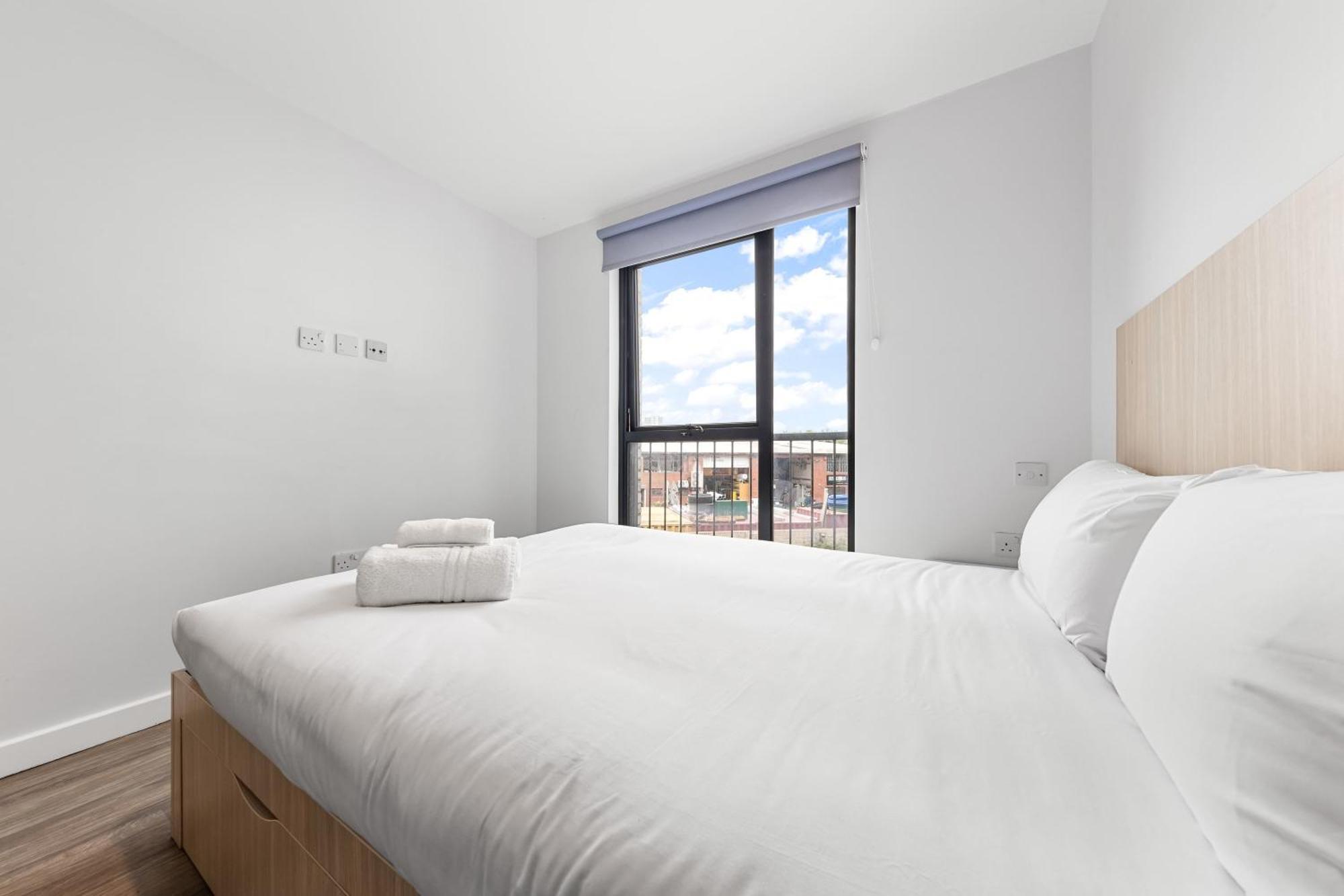Spacious Double Bed In Lewisham Well Connected Appartamento